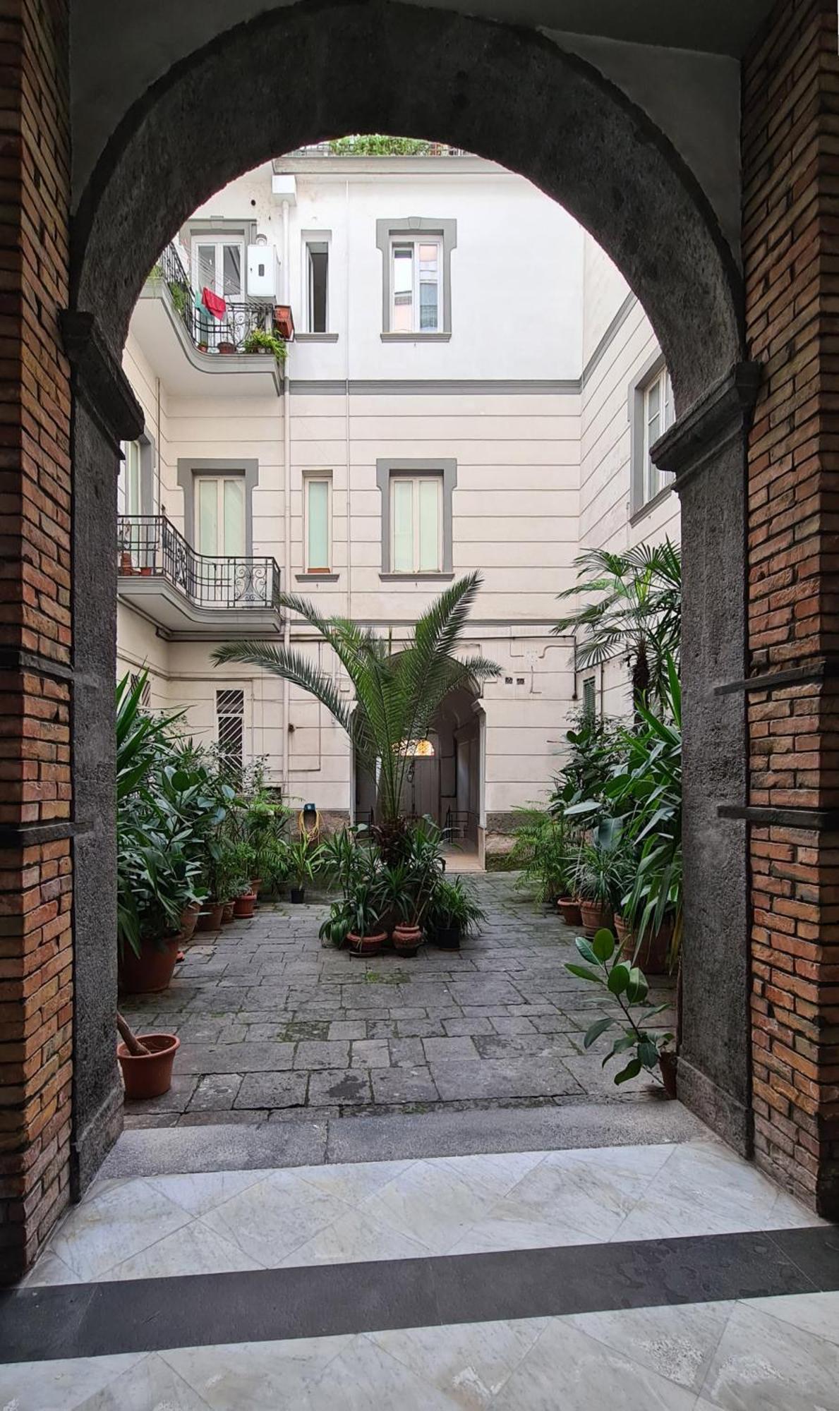 Hotel Palazzo Il Convento Nápoles Exterior foto